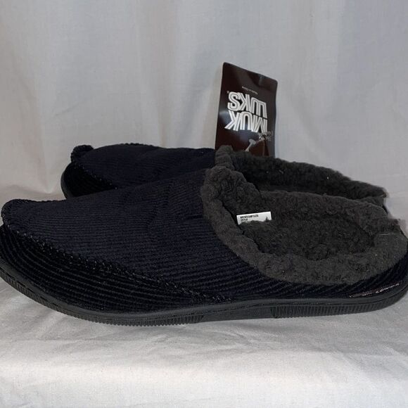 Muk Luks slippers  - Picture 3 of 8